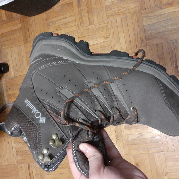Columbia winter shoes - Picture 3 of 4